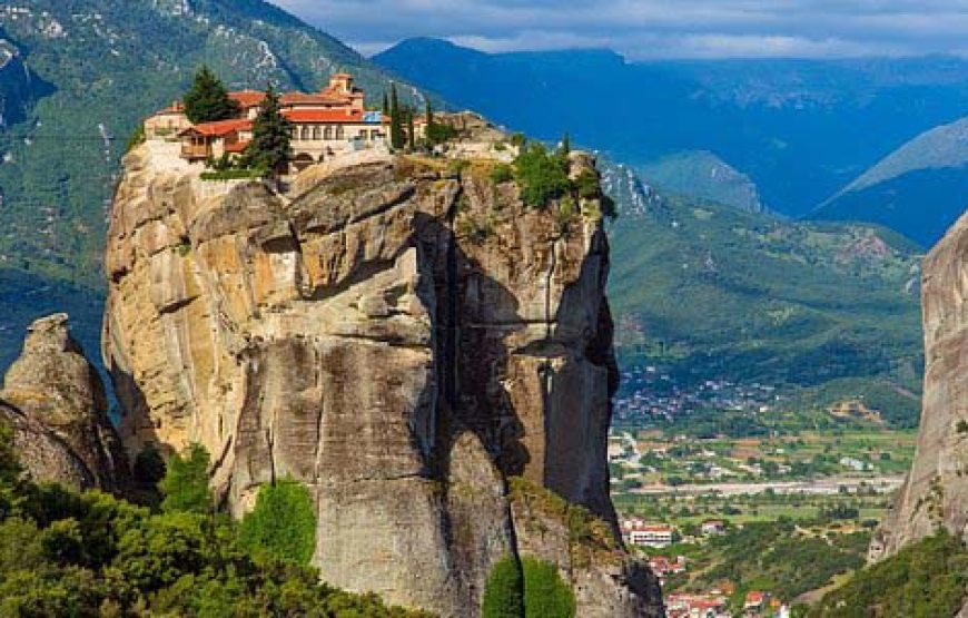 Volos – tour of Meteora – Athens